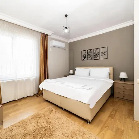 Cozy And Spacious Flat With Balcony And Walking Distance To Konyaalti Beach In Konyaalti * Αττάλεια
